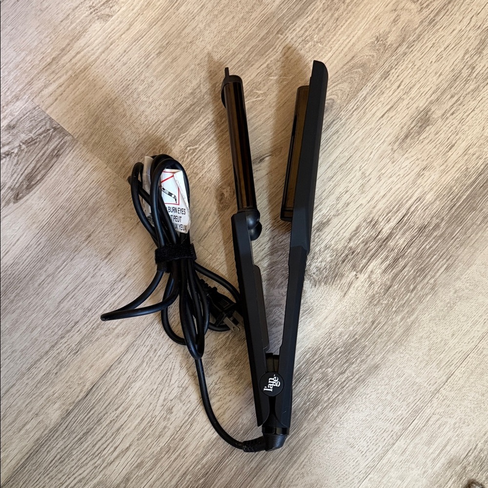 Black 3 barrel hair waving iron